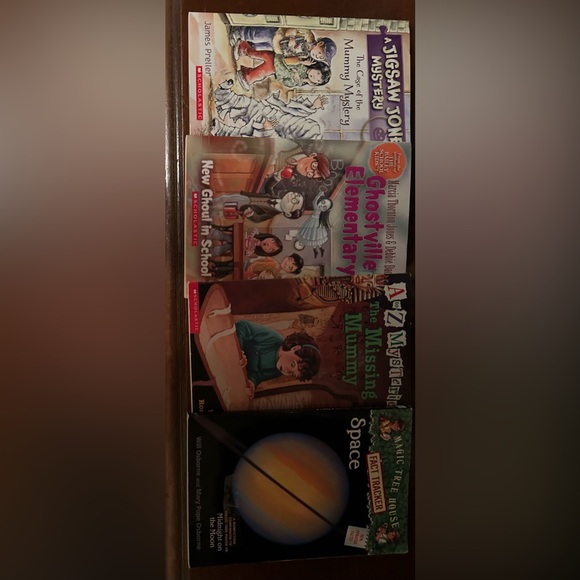 20 Elementary school level books - Picture 2 of 6